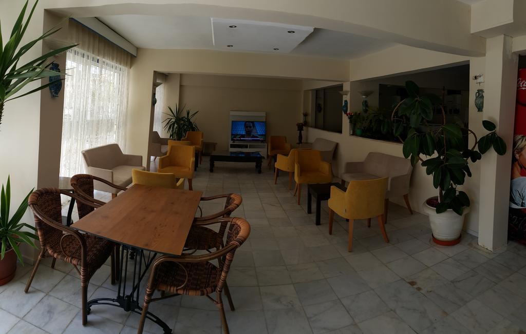 奥兹根公寓式酒店 库萨达斯 外观 照片